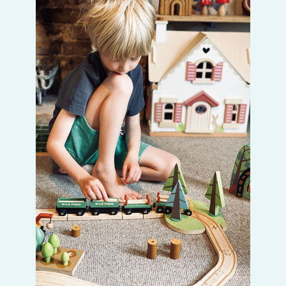 'Wild Pines' Wooden Train Set